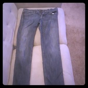 Women's jeans